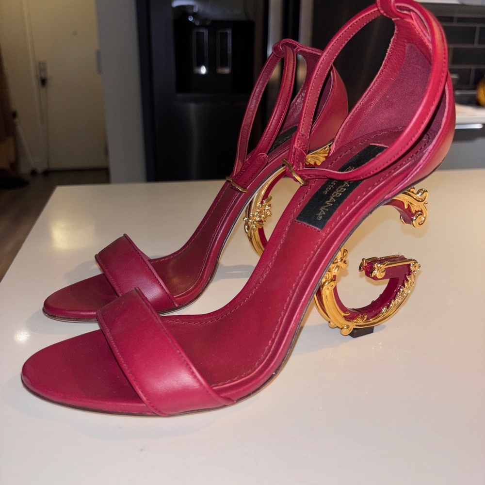 Dolce & Gabbana Sculpted- Heel DG Leather Heels